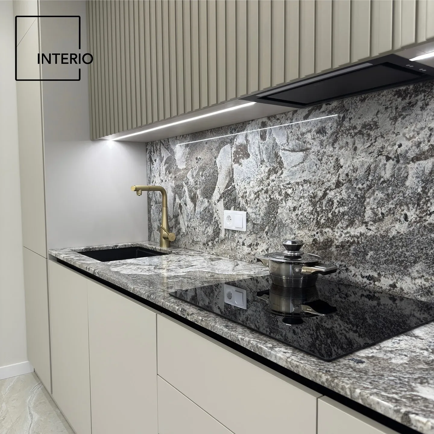 Bucătărie liniara – 4.2m.l